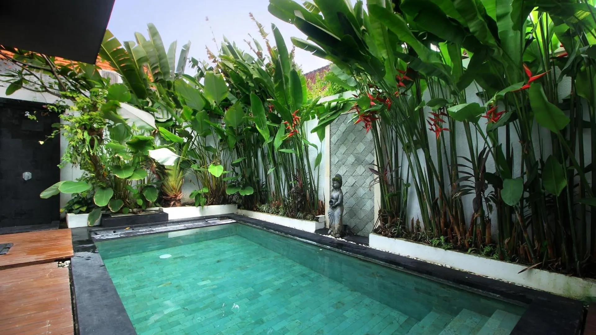 Zowa Villa Seminyak Byfaba Indonesia